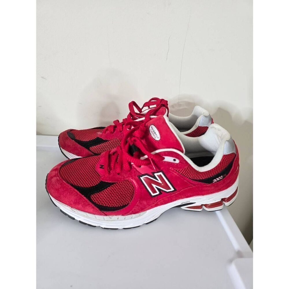 New Balance 2002R Team Red US 10